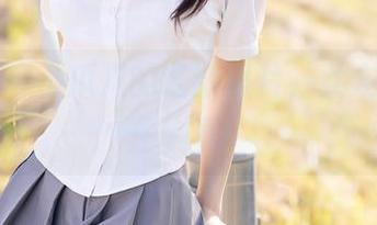 秀人网 - 小爪几的最新照片，女友也忍不住偷看！