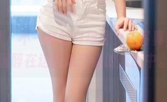 秀人网 - 不一样的白琮瑗女仆写真，让我沉醉在这甜咸交错的氛围中。