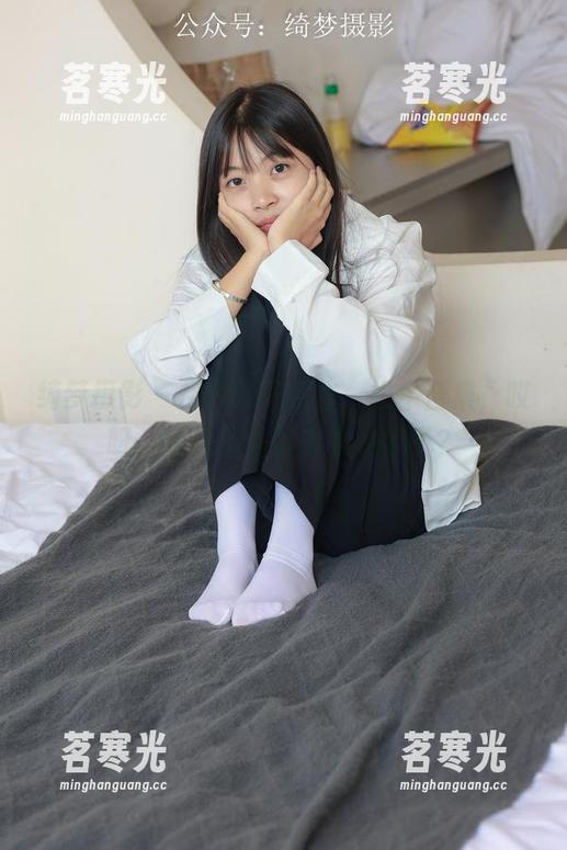绮梦摄影 - 月月写真新作：奶牛合集，哎呀，我是不是该去学奶农了？