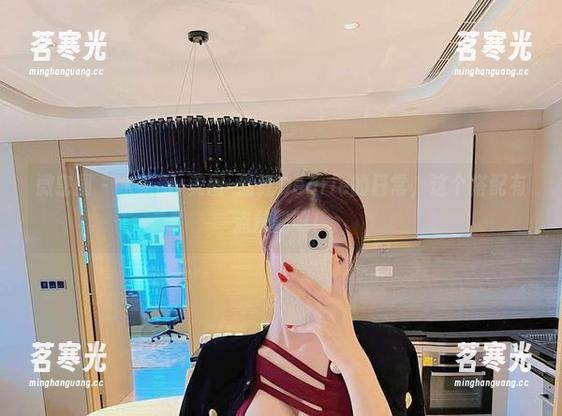 微密圈 - 水手服+美图=脸红Dearie的日常，这个搭配有点炫酷呀！