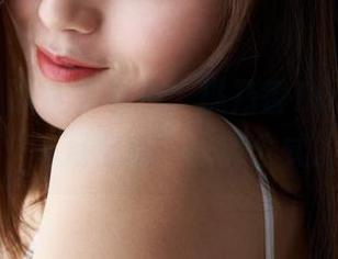 蜜桃社 - 职业装私拍：桃乃香Tina，职场“每月目标”计算公式。