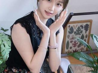 袜啵啵 - 芝士内衣图包透出的气息，真心让我想到那些让人抓狂的选择……