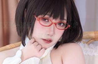 听说贞子蜜桃又来一波长腿，最新套图出炉，坐稳了，准备好被迷住吧！