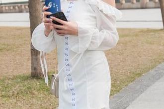 魔镜街拍 - 护士艾小青全套，图片颠覆了我对医护人员的所有想象…